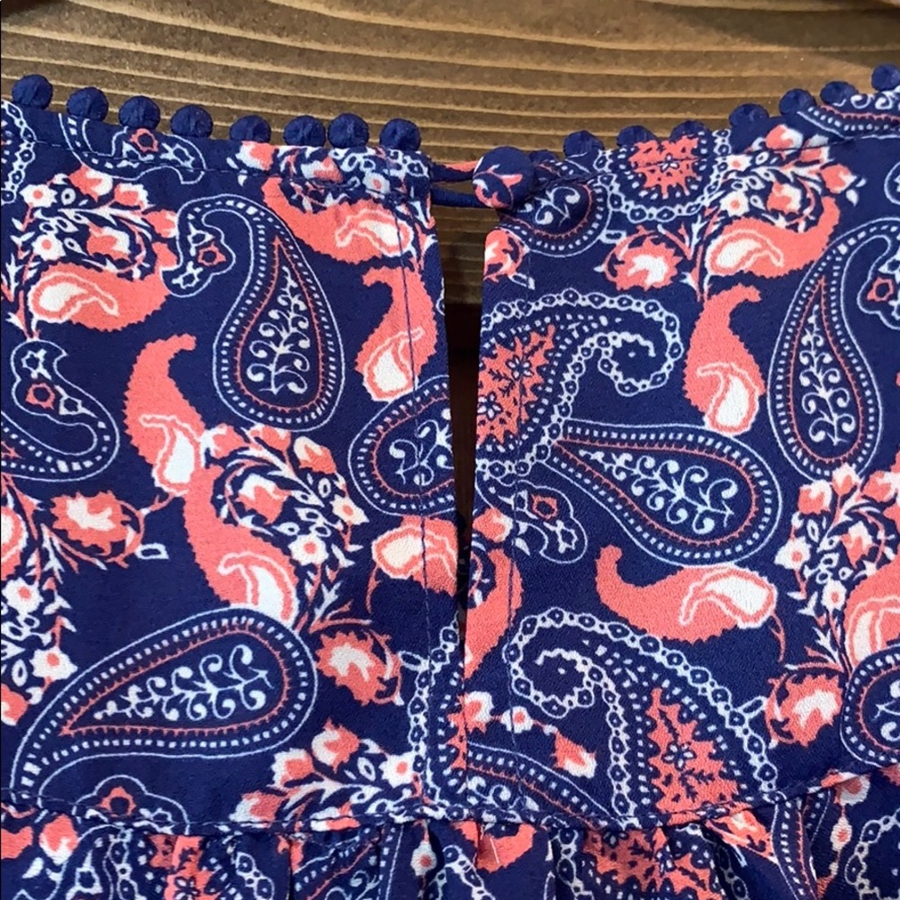 Spring paisley print top - Picture 4 of 4